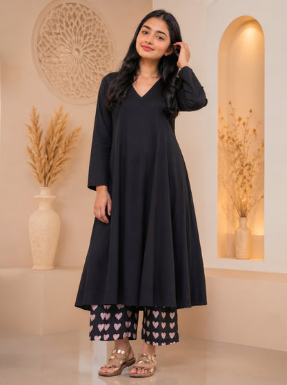 this black A-line kurta set