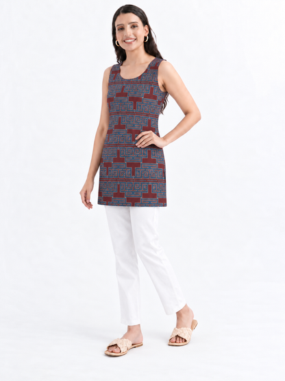 Women's Maroon Printed Sleeveless Cotton Top
