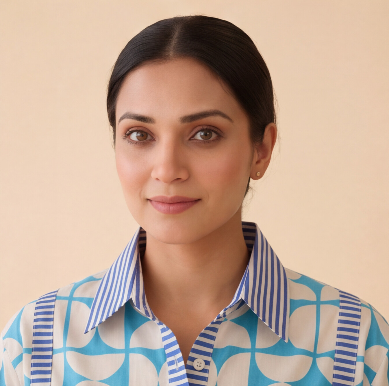Women's Sky Blue Geometric Print Casual Shirt – Product Description (Shirt Only)